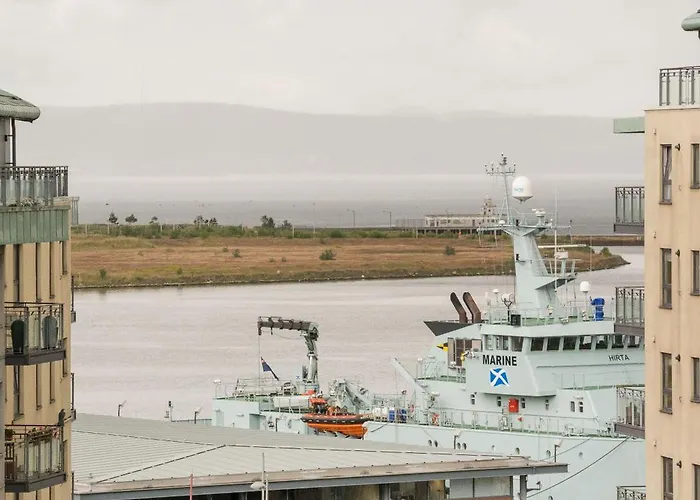 Portland Gardens - 403 דירה אדינבורו