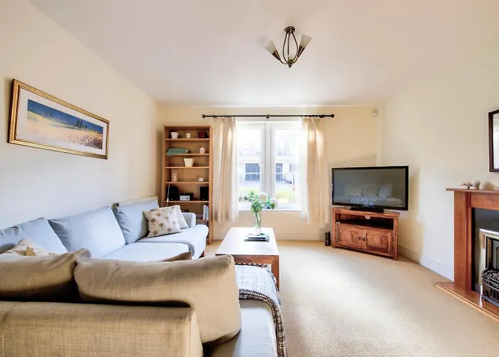 Guestready - Bright Near New Town Appartamento