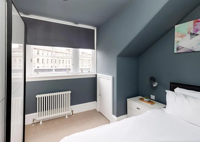 Joivy Spacious Next To West End *