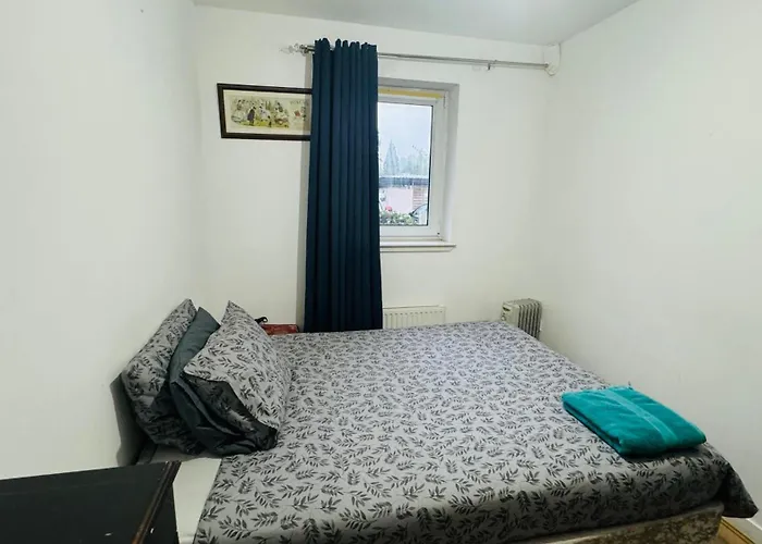 Fabulous 1bed 1bath Ground Floor Shared ,only Double Appartement *