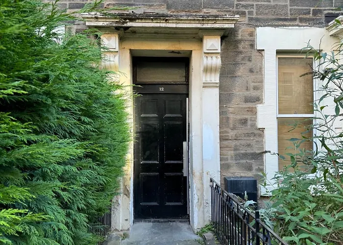 Homestay In Historic Tenement Shared Near Old Town *