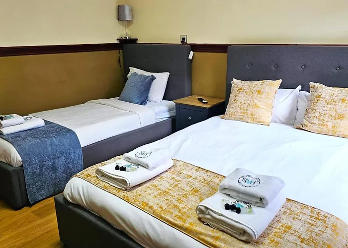 The Kew Guest house *