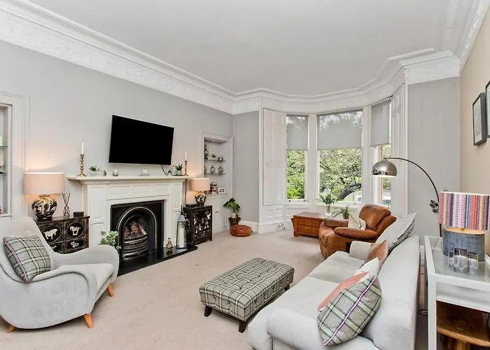Stylish Murrayfield Sanctuary Apartment