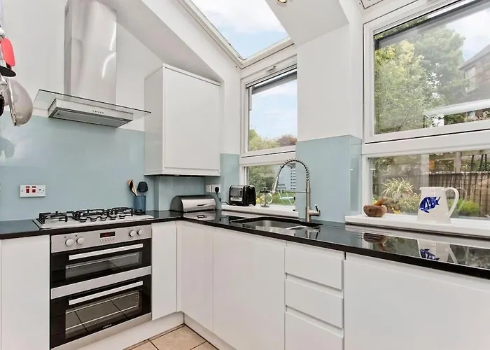 Apartment Stylish Murrayfield Sanctuary Edinburgh