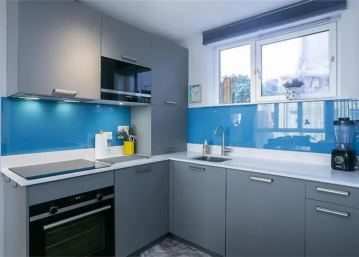 Apartment Heavenly Pad Retreat 300m To With Fast Links To Centre