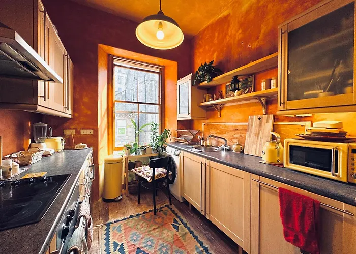 1 Bed - 10 Min Walk To Castle * 爱丁堡