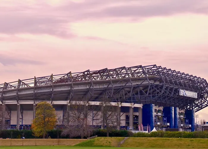 Spacious Murrayfield Flat - Pass The Keys בית נופש *