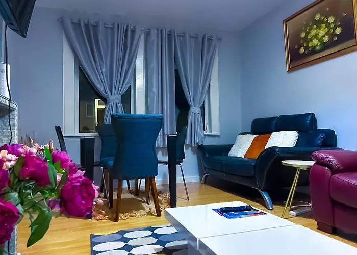 The Nest 爱丁堡