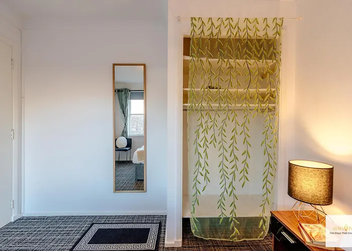 Fab Centre Flat *