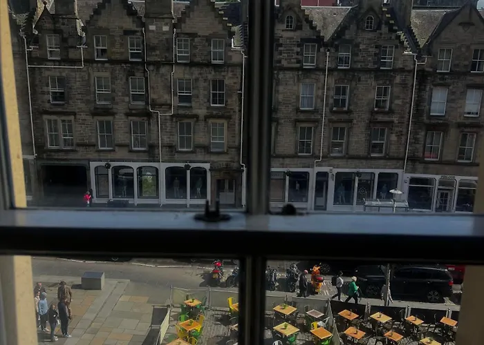 In Edinburgh, Old Town *