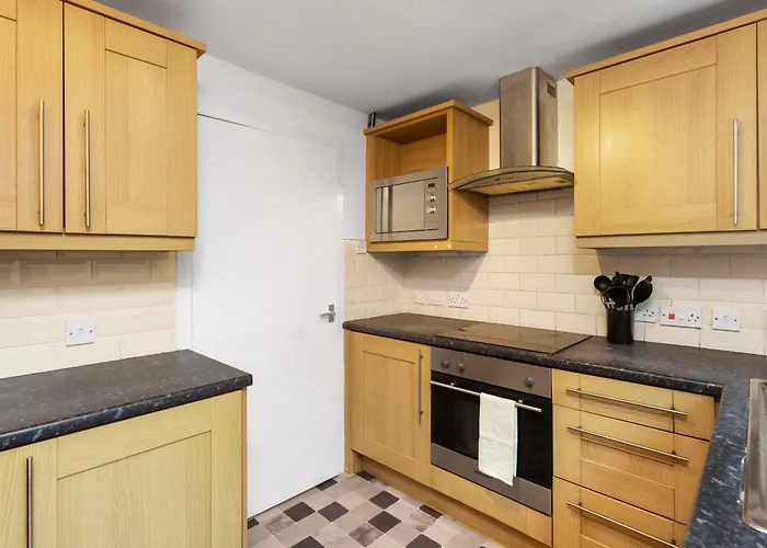 Apartmán Stylish 3bed House Near Airport Edinburgh