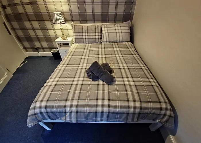 Hostel Backpackers - Over 18s Only *