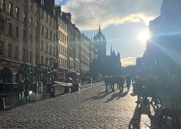 דירה In Edinburgh, Old Town
