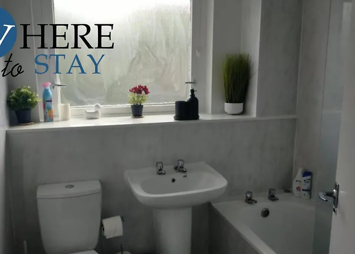 Lovely 2 Bedroom House בית נופש אדינבורו