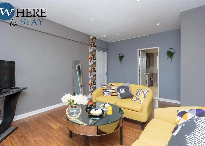 Stylish 3 Bedroom Apartment, Lägenhet *