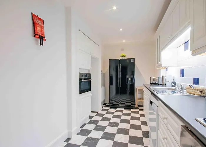 Spacious 3 Bed In Marchmont Édimbourg