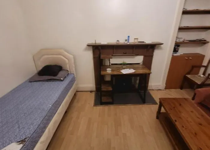 Centre Apartment *