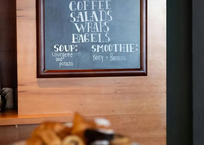 Sheraton Grand & Hotel