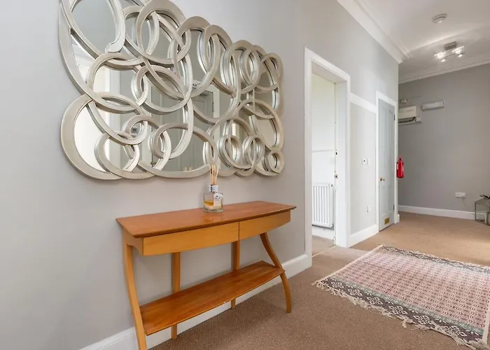 Spacious 3 Bed In Marchmont Lejlighed *