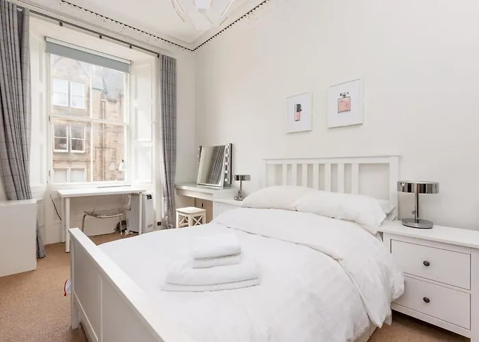 Spacious 3 Bed In Marchmont Lejlighed Edinburgh