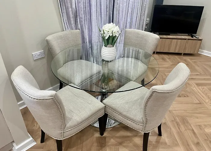 Luxury Spacious 4 Dbl Br House With Free Parking Edinburgh