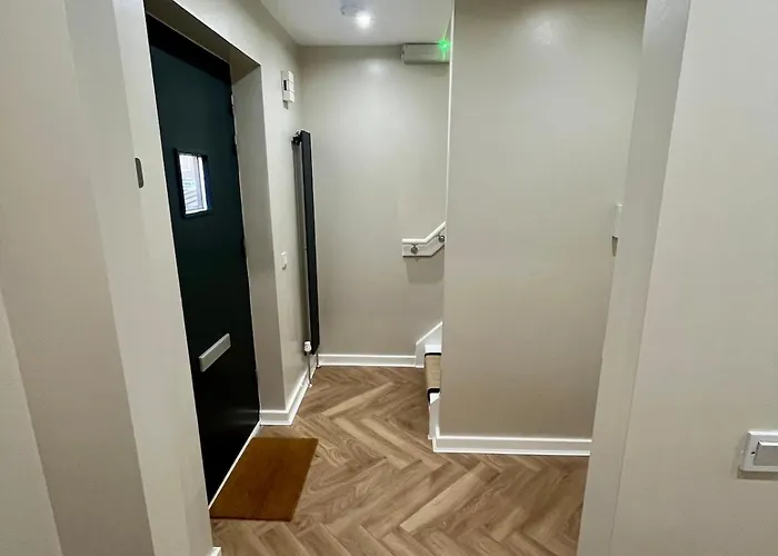 Apartment Luxury Spacious 4 Dbl Br House With Free Parking Edinburgh
