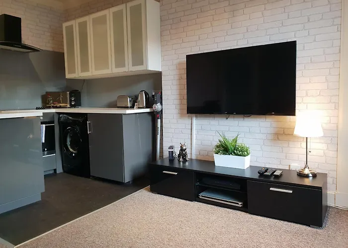 Apartment Modern Broughton - Walk To Centre And St Quarter *