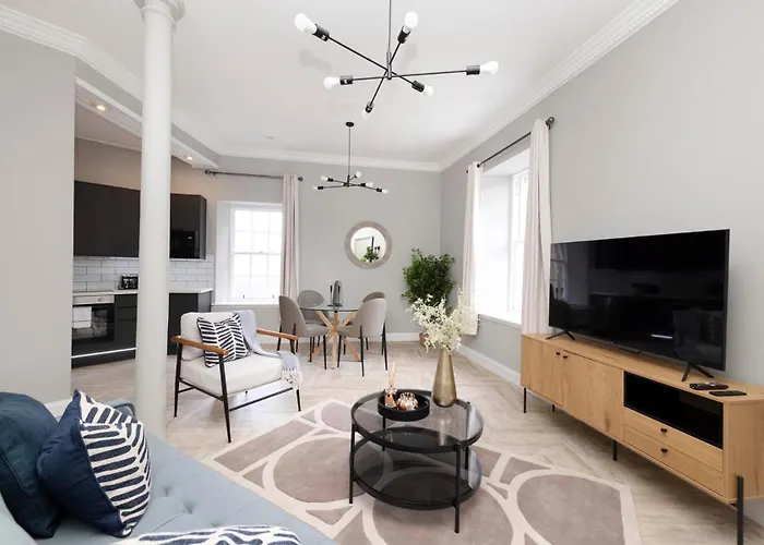 Castle View In The Heart Of Historic Old Town Apartamento Edimburgo