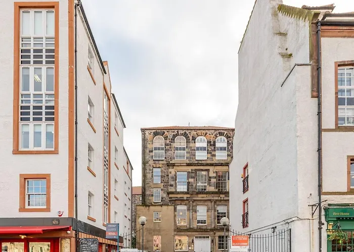 On The Shore Apartment