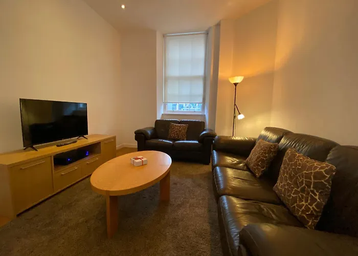 Aparthotel Cs Exclusive Of Princess Street West End