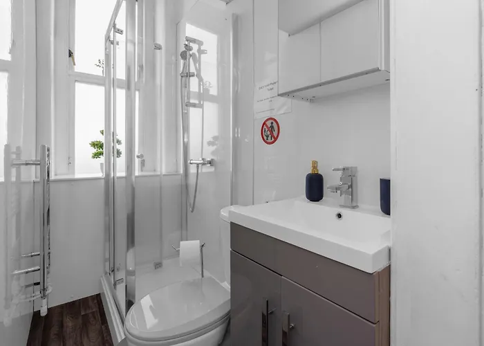Free Parking - Centre - Stunning Views - Great Location Apartament *