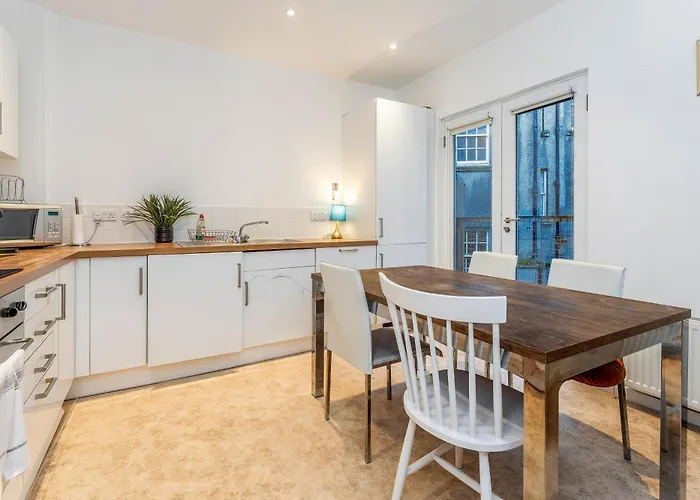 Apartament Beautiful Designer 2 Bed 2 Bath Old Town - Parking Edynburg