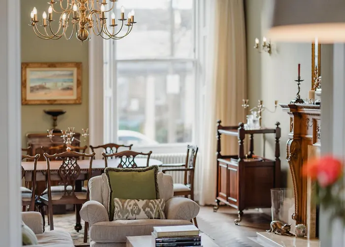 公寓 Prestigious Townhouse Close To Princes Street *