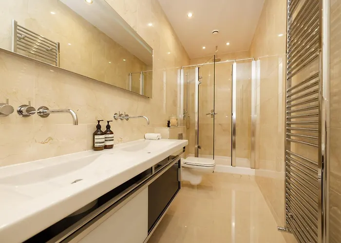 公寓 Prestigious Townhouse Close To Princes Street *