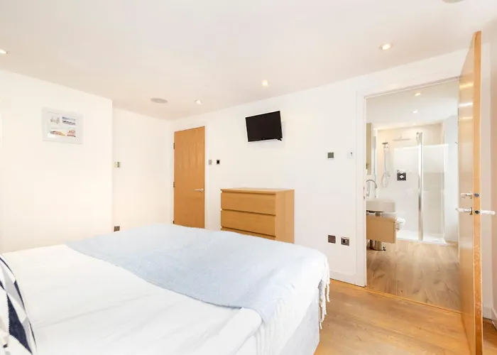 Joivy Superb Flats In The Heart Of Edinburgh