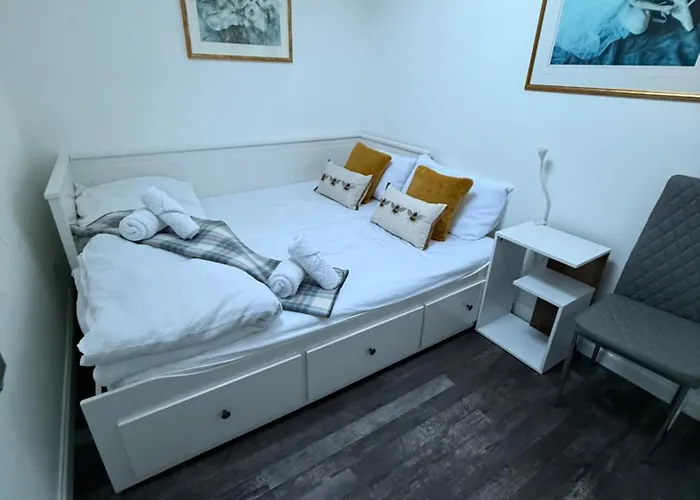 Very Central, Charlotte Square, Near The Castle Edinburgh