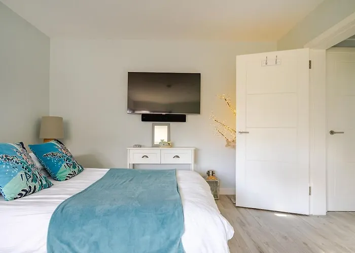 The Garden Apartment *