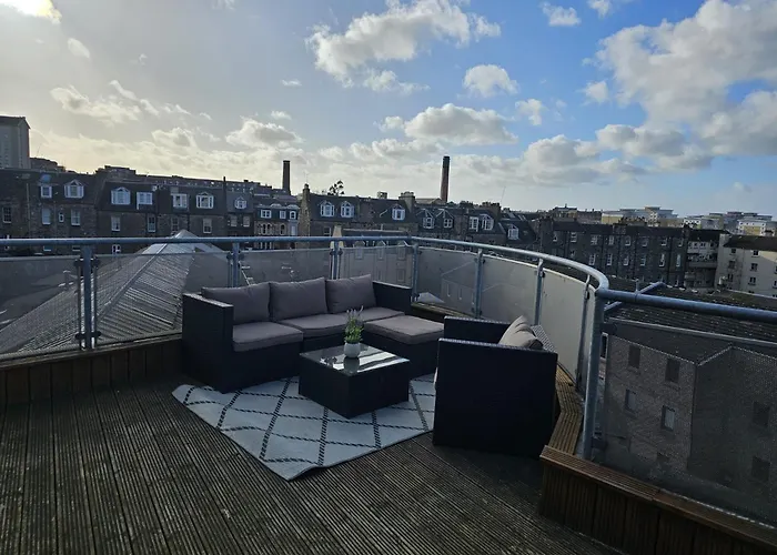 Rooftop Retreat Lejlighed