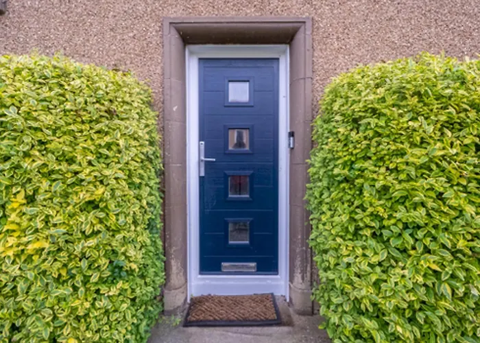 Charming Family House In Rosewell - Pass The Keys * Edinburgh