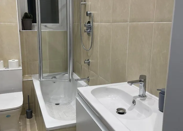 Entire Victorian House 2br - 4 Guests דירה *