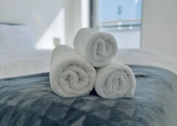 Modern Two Bedroom * Edinburgh