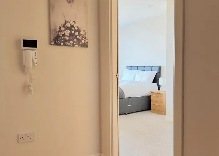 Modern Two Bedroom * Edinburgh
