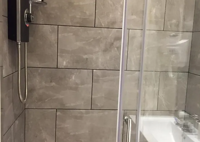 Royal Mile Balconies By The Castle