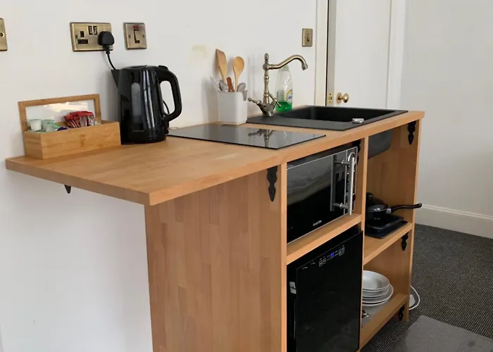 Royal Mile Balconies By The Castle