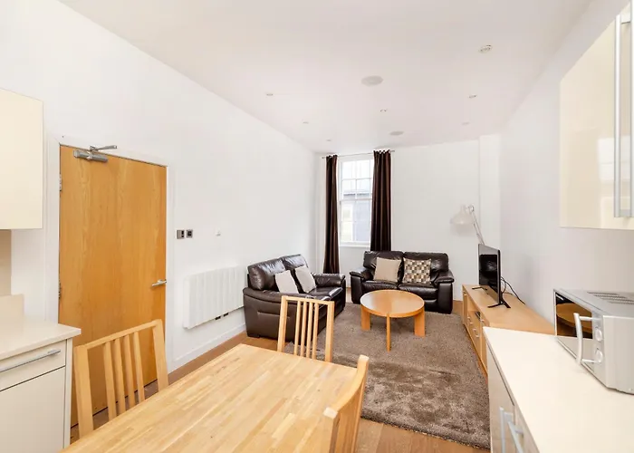 Joivy Superb Flats In The Heart Of Edinburgh
