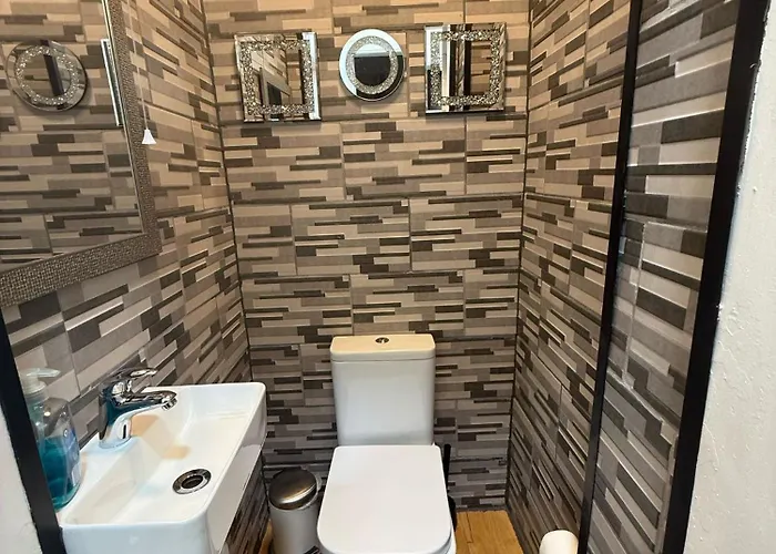One Bedroom Flat In Old Town , Heart Of Flat Sleeps 4 Apartment Edinburgh