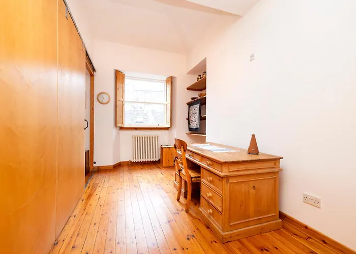 New Town Deluxe With Terrace Apartament