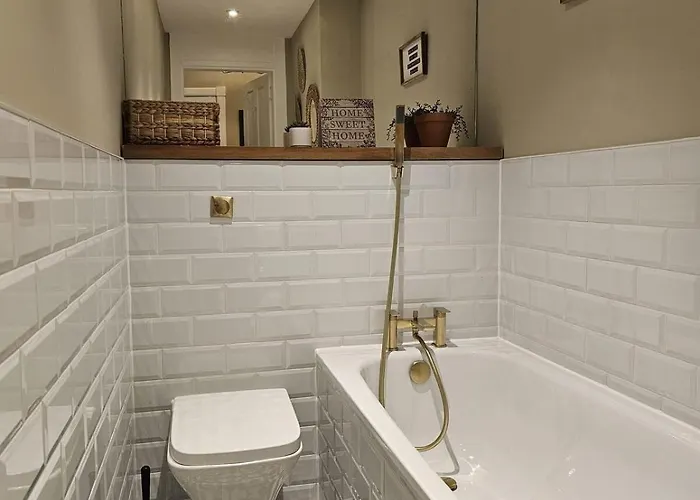 公寓 Two-bed In Vibrant Stockbridge, 爱丁堡