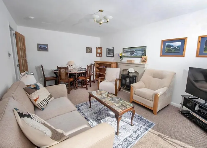 Nyaraló Beautiful Attractive House Free Parking Near Airport