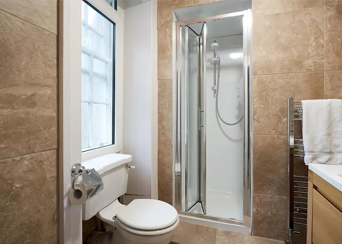 3 Bedroom - Historic Old Town Edimburgo